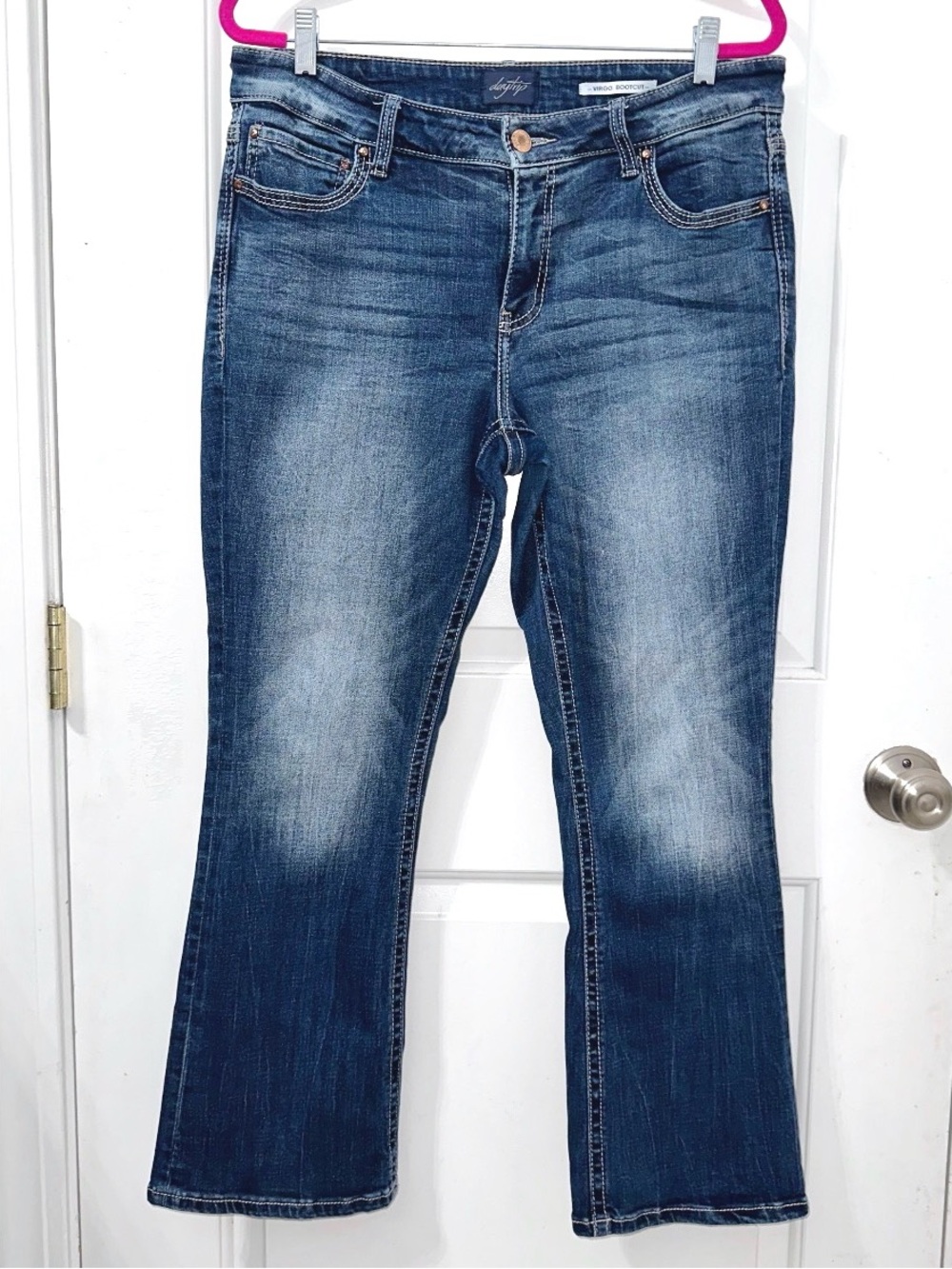 Daytrip Virgo Bootcut Jeans size 31 Short